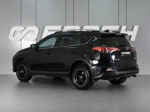 Внедорожник Toyota RAV4 2019 года, 2270000 рублей, Красный Пахарь