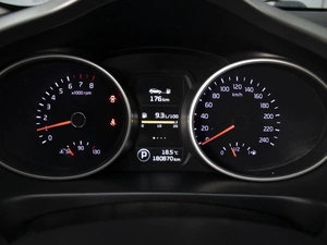 Внедорожник Kia Sportage 2014 года, 1290000 рублей, Омск