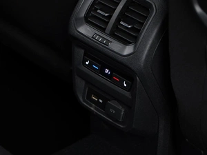 Внедорожник Volkswagen Tiguan 2018 года, 1799077 рублей, Москва