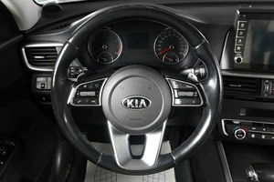 Седан Kia Optima 2020 года, 2159000 рублей, Тюмень