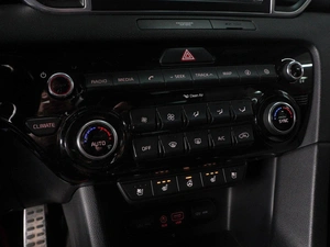 Внедорожник Kia Sportage 2016 года, 1849000 рублей, Красный Пахарь