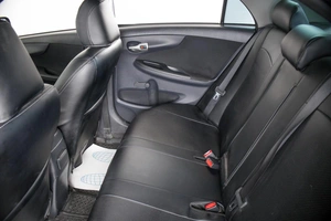 Седан Toyota Corolla 2010 года, 899999 рублей, Пермь