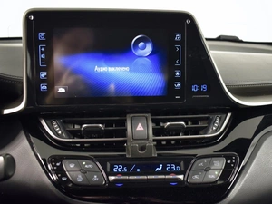 Внедорожник Toyota C-HR 2019 года, 2485900 рублей, Казань