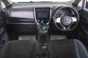 Хетчбэк Toyota Ractis 2015 года, 999000 рублей, Томск