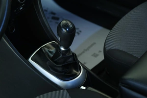 Хетчбэк Hyundai Solaris 2013 года, 779000 рублей, Омск