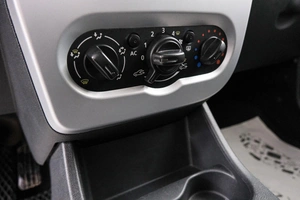 Седан Renault Logan 2013 года, 529000 рублей, Красноярск