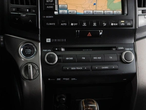 Внедорожник Toyota Land Cruiser 2011 года, 3369000 рублей, Тюмень