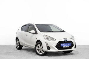 Хетчбэк Toyota Aqua 2016 года, 1099000 рублей, Барнаул