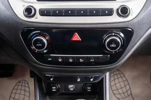 Седан Hyundai Solaris 2019 года, 1339000 рублей, Пермь