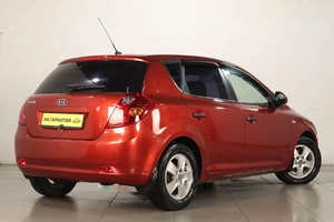 Хетчбэк Kia Ceed 2007 года, 529000 рублей, Челябинск