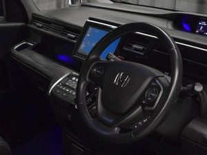 Минивэн Honda Stepwgn Spada 2016 года, 1779000 рублей, Красноярск