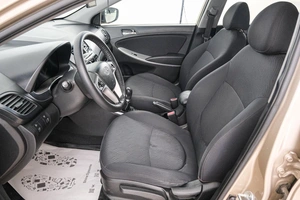 Седан Hyundai Solaris 2012 года, 829000 рублей, Красноярск