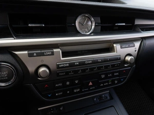 Седан Lexus ES 2013 года, 2299000 рублей, Саратов