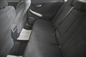 Лифтбек Toyota Prius 2012 года, 1049000 рублей, Кемерово