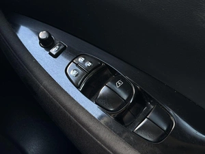 Хетчбэк Nissan Leaf 2016 года, 859000 рублей, Ижевск