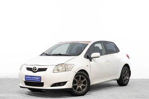 Хетчбэк Toyota Auris 2007 года, 599000 рублей, Барнаул