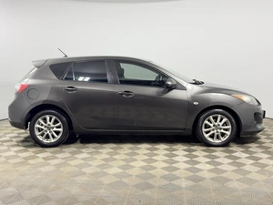 Хетчбэк Mazda 3 2012 года, 879900 рублей, Казань