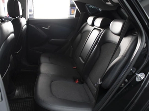 Внедорожник Hyundai ix35 2011 года, 1270000 рублей, Омск