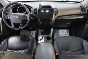 Внедорожник Kia Sorento 2011 года, 1619000 рублей, Омск