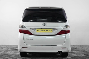 Минивэн Toyota Vellfire 2010 года, 2199000 рублей, Кемерово