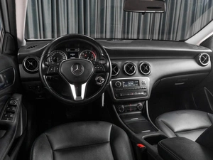 Хетчбэк Mercedes-benz A-класс 2013 года, 1339000 рублей, Тюмень