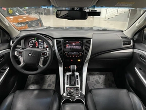 Внедорожник Mitsubishi Pajero Sport 2018 года, 2487000 рублей, Солонцы