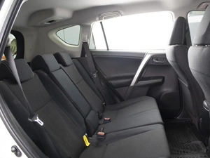 Внедорожник Toyota RAV4 2015 года, 2850000 рублей, Омск
