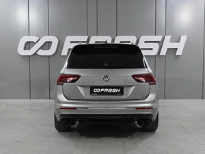 Внедорожник Volkswagen Tiguan 2018 года, 2565000 рублей, Аксай