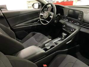 Седан Hyundai Elantra 2021 года, 2060000 рублей, Красноярск