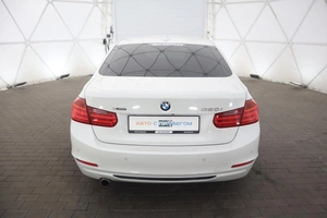 Седан BMW 3 серии 2013 года, 1610000 рублей, Орёл