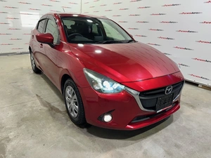 Хетчбэк Mazda Demio 2015 года, 1050000 рублей, Красноярск
