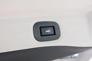 Внедорожник Nissan X-Trail 2017 года, 2599000 рублей, Красноярск