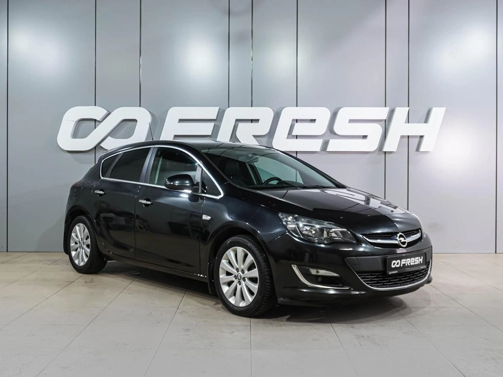 Хетчбэк Opel Astra 2013 года, 899000 рублей, Воронеж
