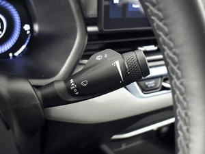 Седан Geely Emgrand 2023 года, 1724200 рублей, Казань
