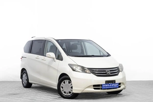 Минивэн Honda Freed 2008 года, 999000 рублей, Барнаул
