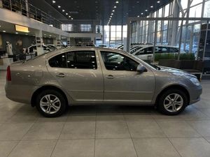 Хэтчбек Skoda Octavia 2008 года, 860000 рублей, Орёл