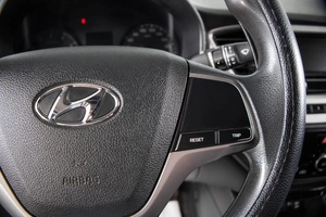 Седан Hyundai Solaris 2018 года, 1089000 рублей, Пермь