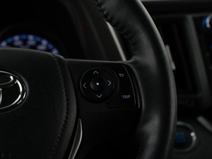 Внедорожник Toyota RAV4 2018 года, 2559050 рублей, Москва