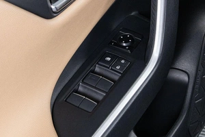 Внедорожник Toyota RAV4 2020 года, 4009000 рублей, Сургут