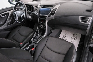 Седан Hyundai Elantra 2014 года, 1069000 рублей, Красноярск