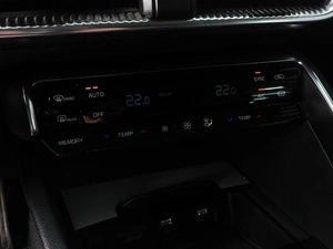 Седан Kia K5 2020 года, 2390000 рублей, Красный Пахарь
