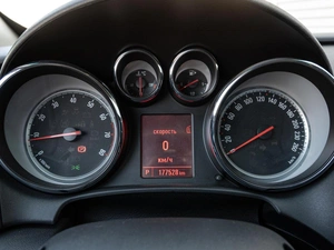 Хетчбэк Opel Astra 2012 года, 770000 рублей, Краснодар