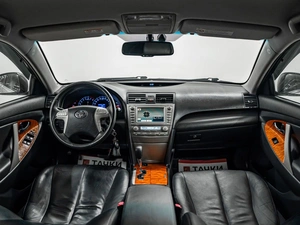 Седан Toyota Camry 2009 года, 1250000 рублей, Красноярск