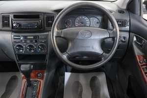 Седан Toyota Corolla 2002 года, 599000 рублей, Омск