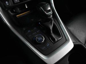 Внедорожник Toyota RAV4 2019 года, 3259000 рублей, Аксай