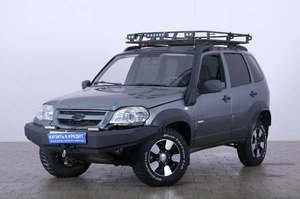 Внедорожник Chevrolet Niva 2012 года, 499000 рублей, Омск