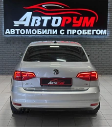Седан Volkswagen Jetta 2017 года, 1247000 рублей, Красноярск