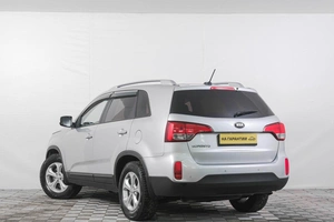 Внедорожник Kia Sorento 2019 года, 2199000 рублей, Кемерово