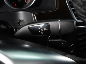 Седан Mercedes-benz E-класс 2014 года, 2315000 рублей, Красный Пахарь