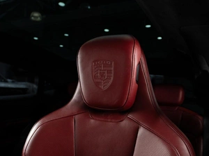 Седан Porsche Taycan 2020 года, 8350000 рублей, Тюмень